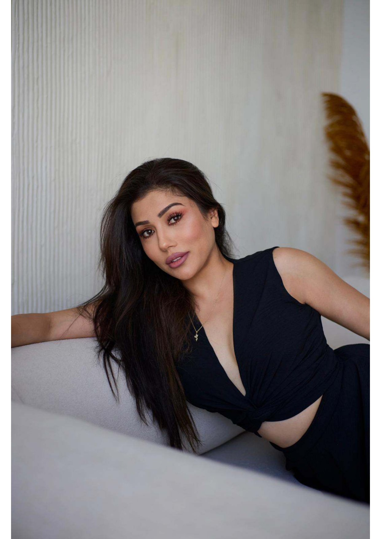 /storage/photos/1/Russian-model/RUSSIAN AEROFLOT BEING LADIE_page-0014.jpg